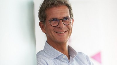 Dr. Alexander Geilert